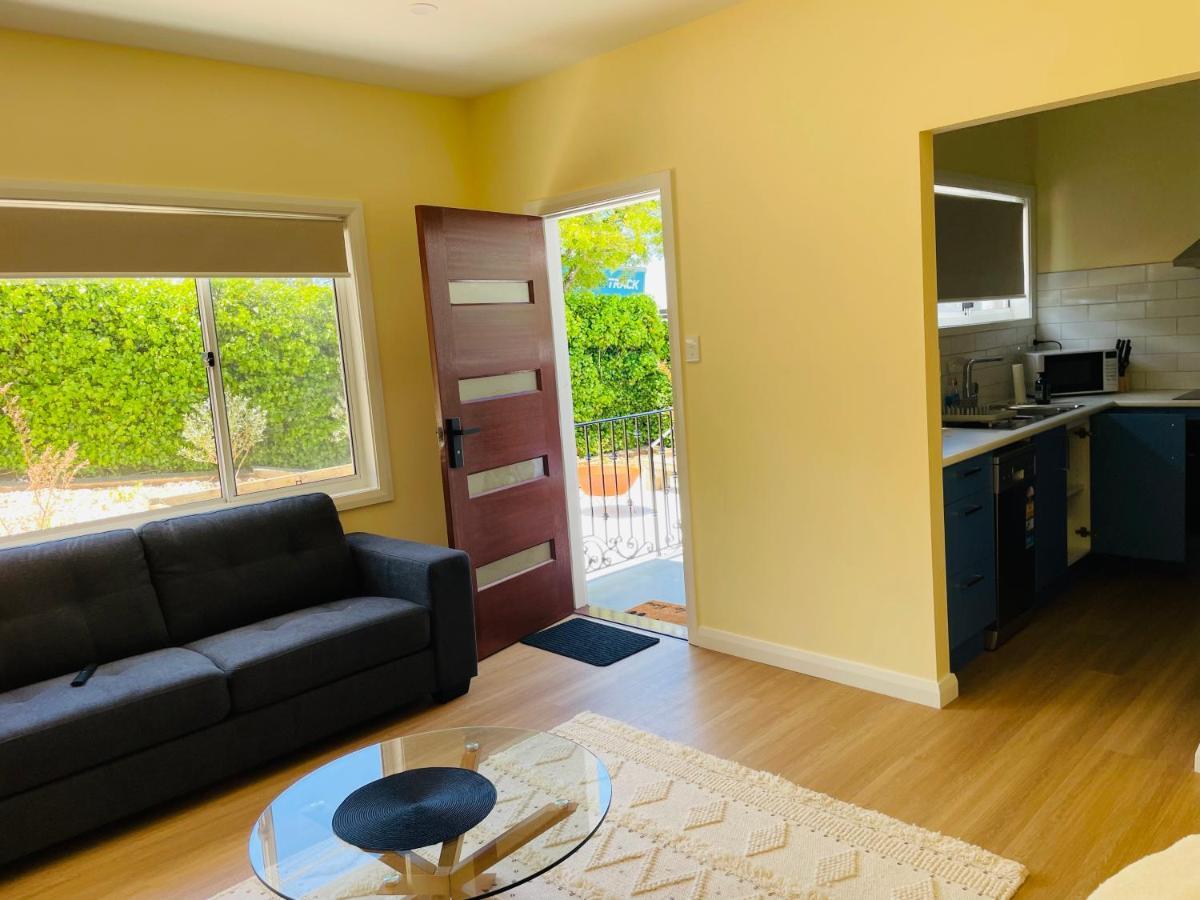 Heart Of Katoomba Semi 1 Bedroom Home المظهر الخارجي الصورة